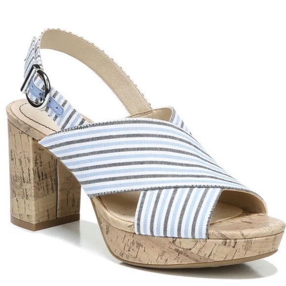 Life Stride Women’s wedged sandals - Picture 5 of 7